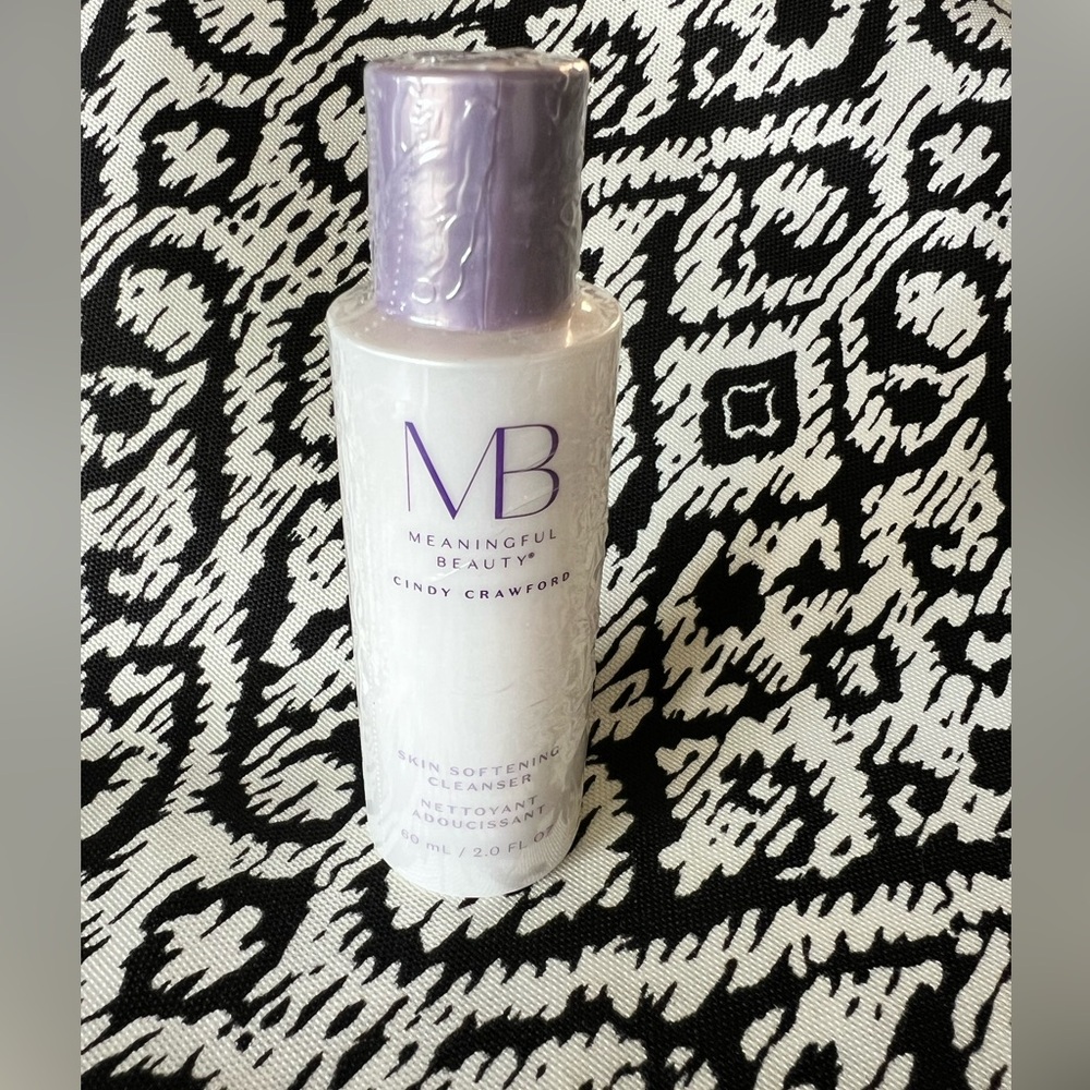 Meaningful Beauty Cleanser New sealed